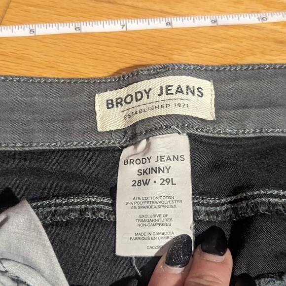 Brody pants - Picture 3 of 6